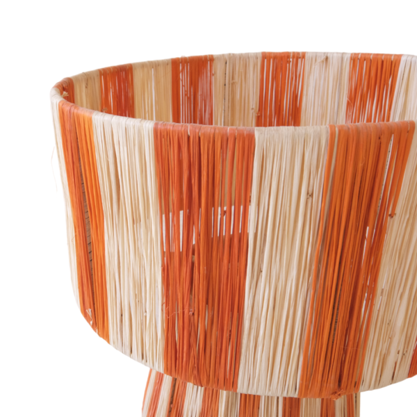 Tweekleurige tafellamp van raffia